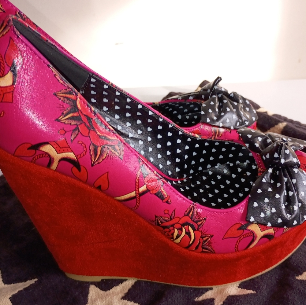 New Iron Fist Platform Wedge Heels 7 Retro Goth Punk Rock Polka Dots